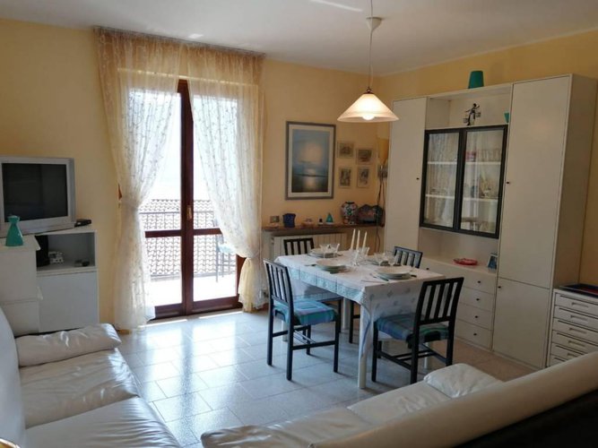 Lovere, vendesi grazioso Trilocale con vista da cartolina Lovere