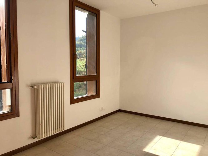 Grazioso trilocale con box e cantina, ottime condizioni! Ranica