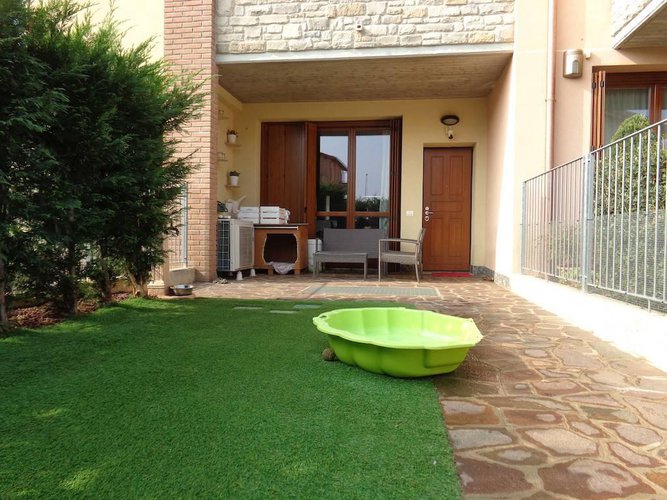 ARCENE APPARTAMENTO IN VILLA con GIARDINO CLASSE A Arcene