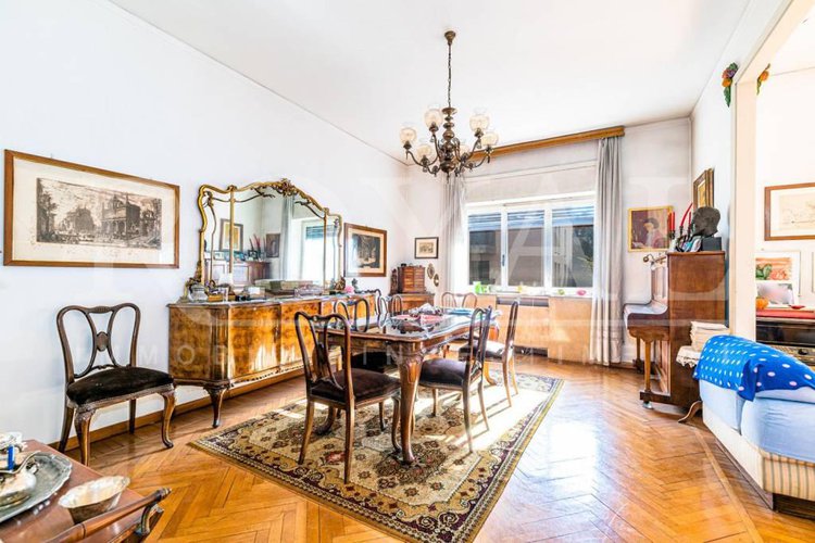 Viale Vittorio Emanuele - Luminoso quadrilocale con vista Bergamo