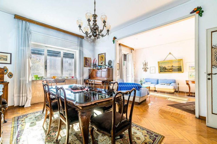 Viale Vittorio Emanuele - Luminoso quadrilocale con vista Bergamo