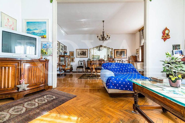 Viale Vittorio Emanuele - Luminoso quadrilocale con vista Bergamo