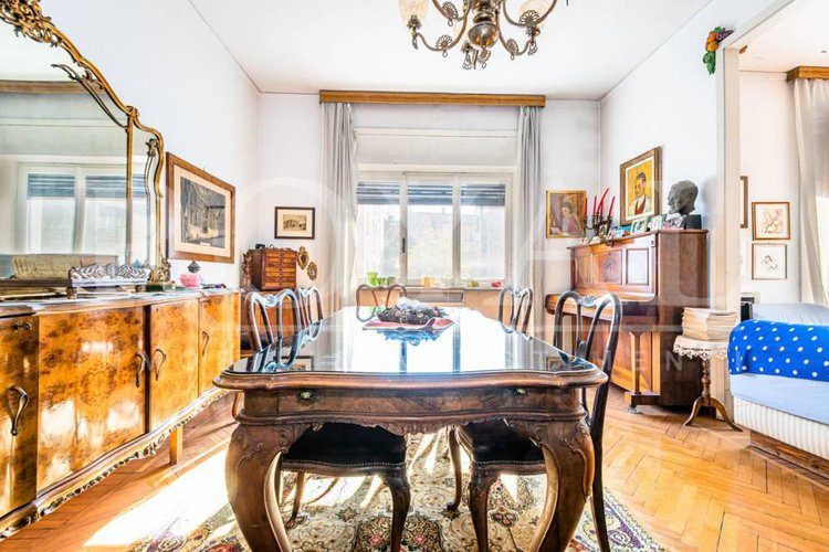 Viale Vittorio Emanuele - Luminoso quadrilocale con vista Bergamo