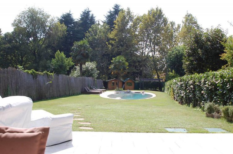 1068 Villa Bajo con giardino Gorle