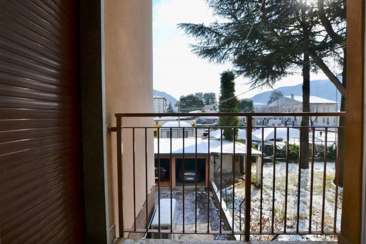 Quadrilocale in centro con box e cantina Cisano Bergamasco