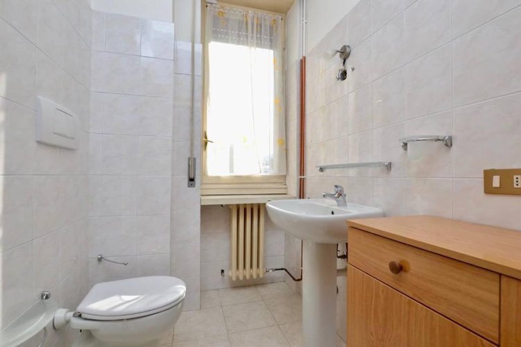 Quadrilocale in centro con box e cantina Cisano Bergamasco