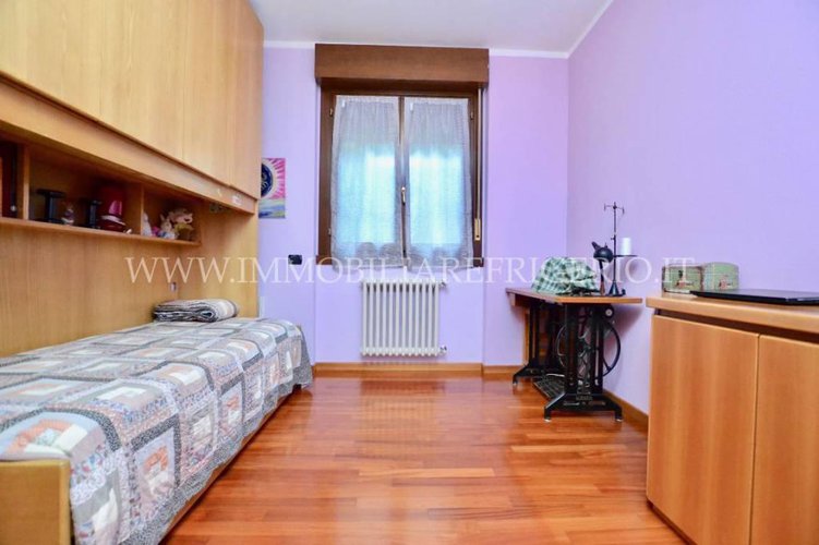 Trilocale con terrazzo panoramico e box singolo Brivio