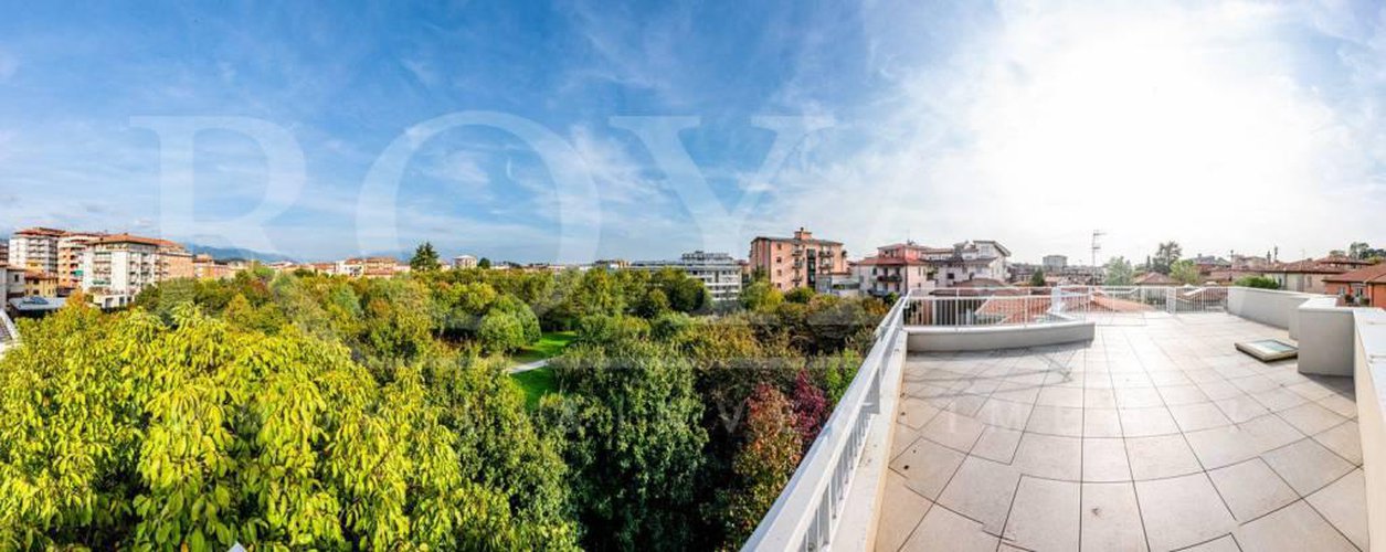 Via Mazzi - Attico con ampia terrazza/solarium con vista Bergamo