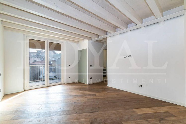 Via Mazzi - Attico con ampia terrazza/solarium con vista Bergamo