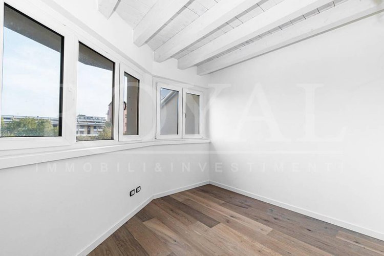 Via Mazzi - Attico con ampia terrazza/solarium con vista Bergamo