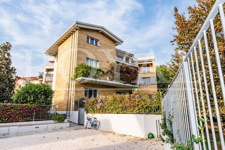 Via Mazzi - Attico con ampia terrazza/solarium con vista Bergamo