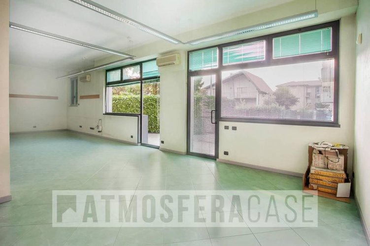 Studio/Ufficio in vendita a Stezzano Stezzano