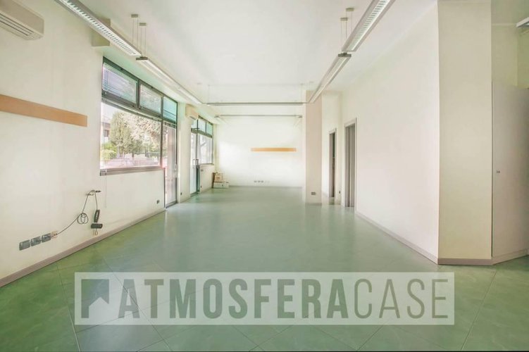 Studio/Ufficio in vendita a Stezzano Stezzano