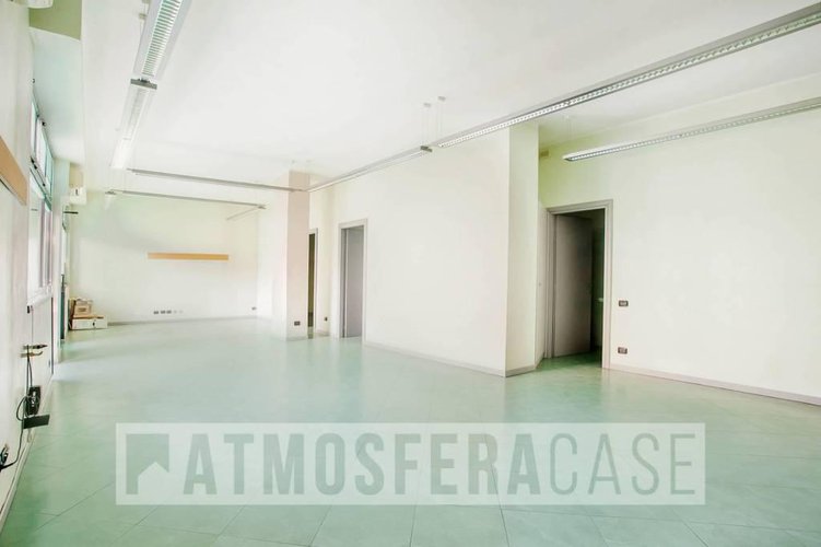 Studio/Ufficio in vendita a Stezzano Stezzano