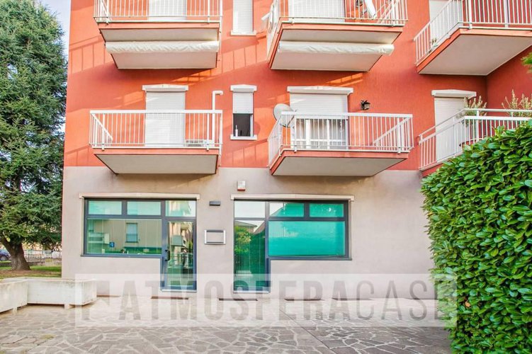 Studio/Ufficio in vendita a Stezzano Stezzano