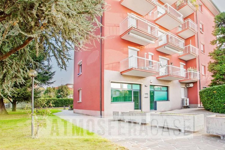 Studio/Ufficio in vendita a Stezzano Stezzano