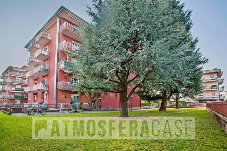 Studio/Ufficio in vendita a Stezzano Stezzano