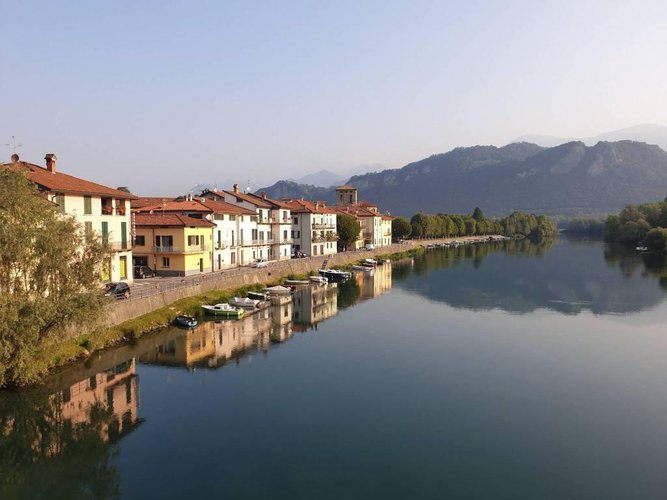 AFFACCIATO SUL FIUME ADDA Brivio