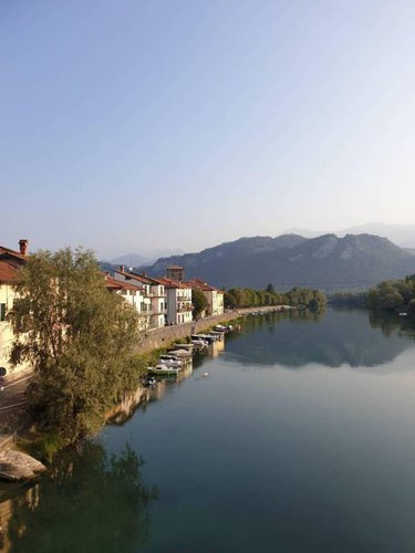 AFFACCIATO SUL FIUME ADDA Brivio