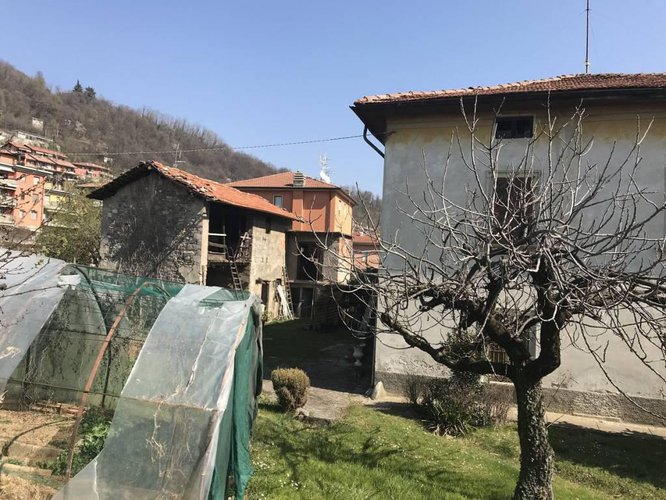 NEMBRO adiacenze centro.