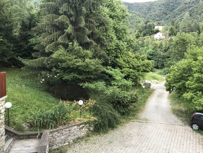 IDEALE PER COMUNITA' - CASA FAMIGLIA-ALBERGO-BED & BREKFAST. Pradalunga