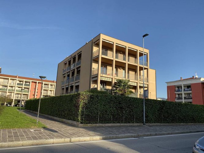 TRILOCALE DOPPI SERVIZI COMPLETO BOX BEST PRICE 134.000 €u Bergamo