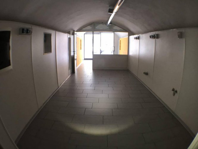 CENTRALISSIMO NEGOZIO CON CANNA FUMARIA E LABORATORIO NUOVO. Bergamo