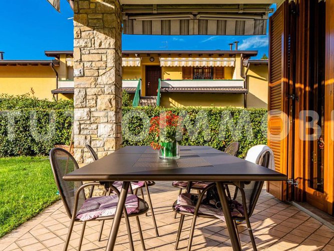 BIFAMILIARE VILLA DI SERIO ZONA PEDECOLLINARE Villa di Serio