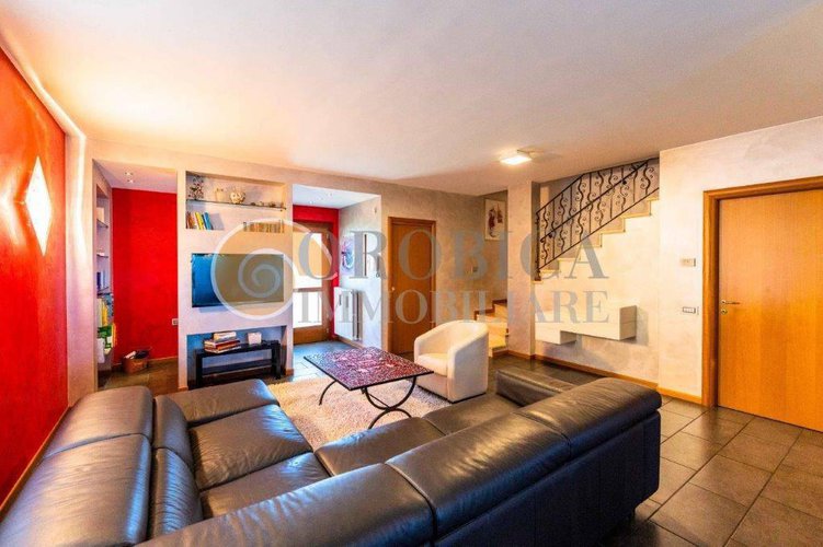 Villa a schiera di testa a Sorisole Sorisole