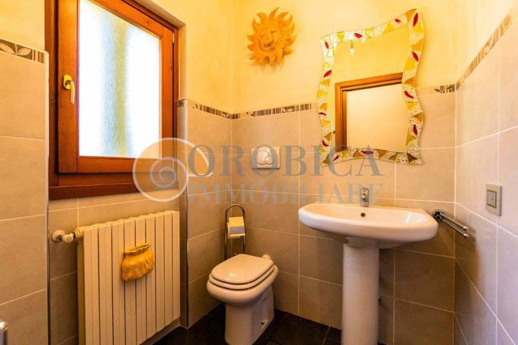 Villa a schiera di testa a Sorisole Sorisole