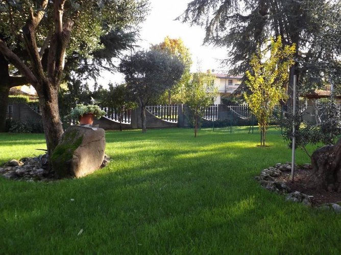 Villa su piano unico con ampio giardino Brusaporto