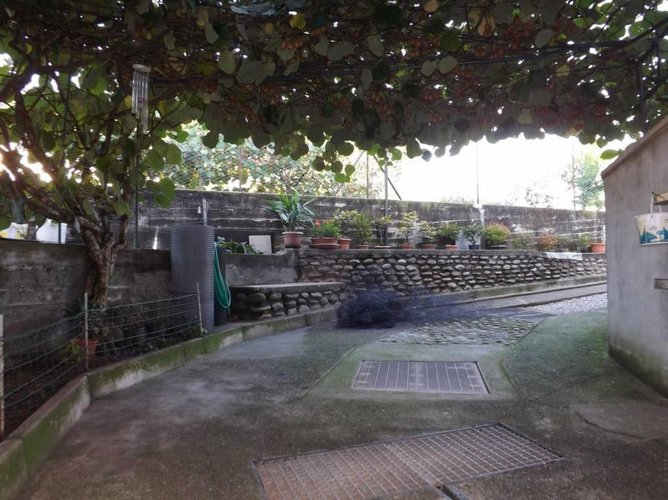 Villa su piano unico con ampio giardino Brusaporto