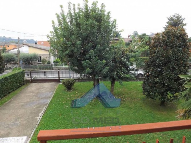 ttrilocale con box Carobbio degli Angeli