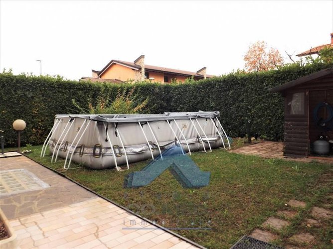 Rosciate - Villa 6 locali € 278.000 T626 Scanzorosciate