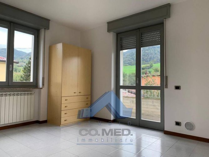 Ampio trilocale Berzo San Fermo € 89.000 T3896 Berzo San Fermo