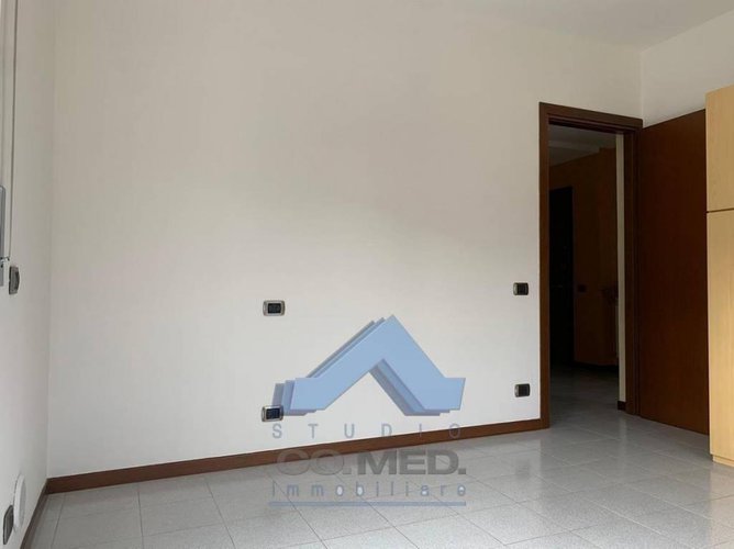 Ampio trilocale Berzo San Fermo € 89.000 T3896 Berzo San Fermo