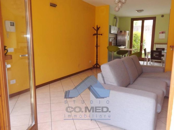 VILLA A SCHIERA Zandobbio