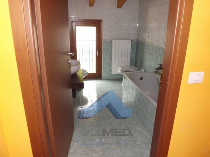 VILLA A SCHIERA Zandobbio