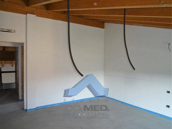 Quadrilocale in villa nuovo 180 mq € 330.000 Grassobbio