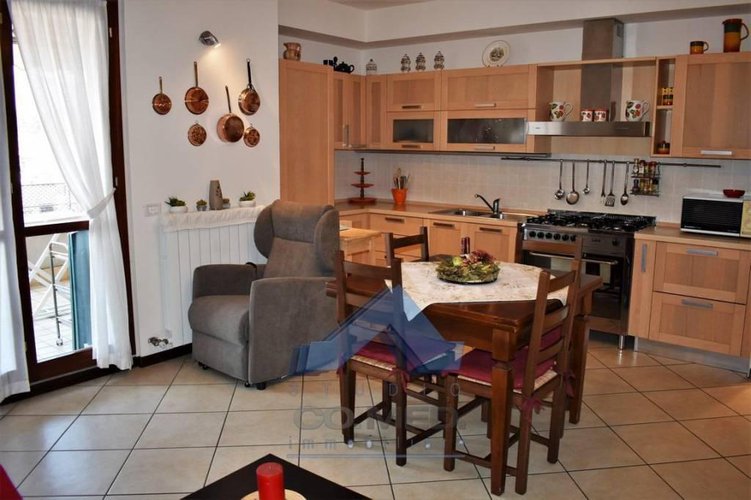 Trilocale con terrazzo € 149.000 T3930 Scanzorosciate