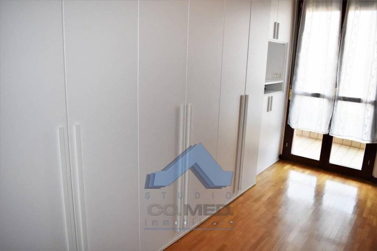 Trilocale con terrazzo € 149.000 T3930 Scanzorosciate