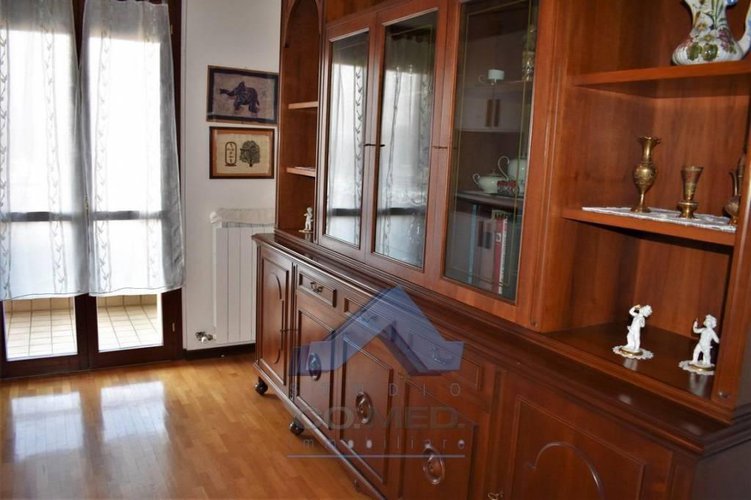 Trilocale con terrazzo € 149.000 T3930 Scanzorosciate