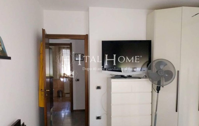 Borgo Palazzo, Vendesi Quadrilocale con doppi servizi + Box Bergamo