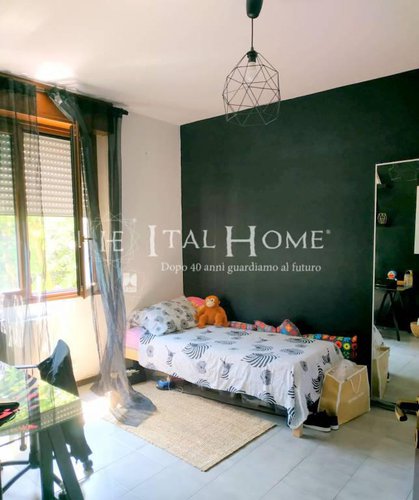 Borgo Palazzo, Vendesi Quadrilocale con doppi servizi + Box Bergamo