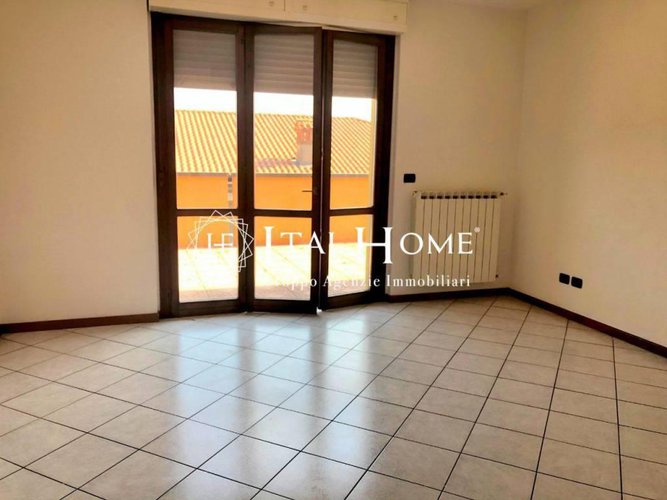 Villaggio Sposi, Vendesi Trilocale con terrazza e box auto Bergamo