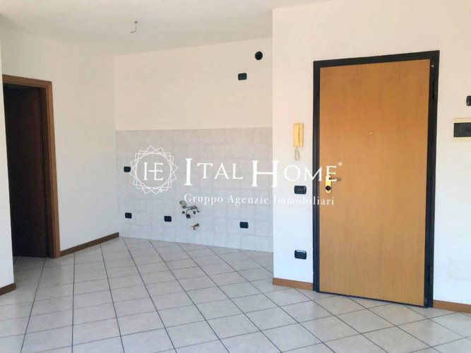 Villaggio Sposi, Vendesi Trilocale con terrazza e box auto Bergamo