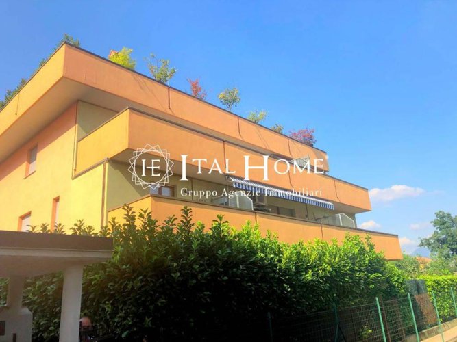 Villaggio Sposi, Vendesi Trilocale con terrazza e box auto Bergamo