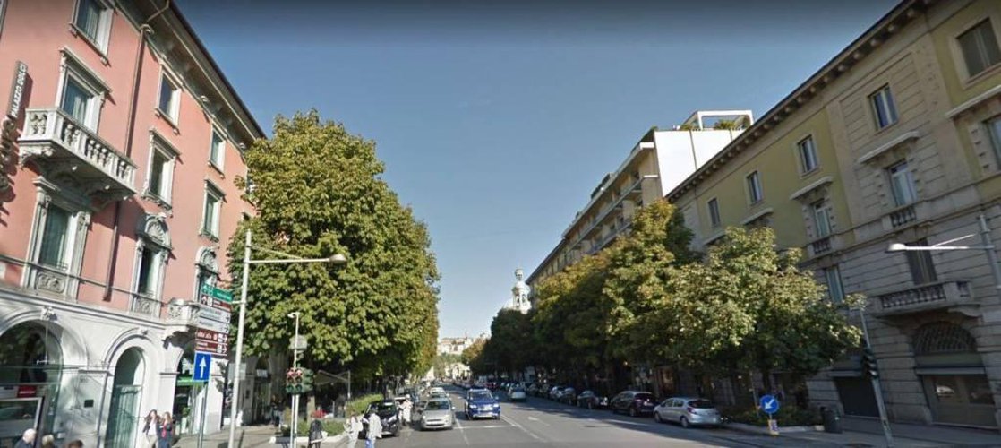 Vendesi Magazzino + Bagnetto al piano terra Bergamo