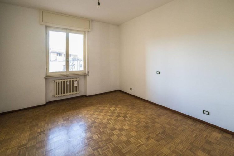 Conca Fiorita, Vendesi Grande soluzione con box incluso Bergamo