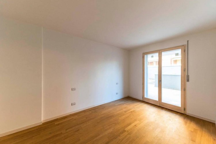 Bergamo città, Vendesi NUOVO Quadrilocale con giardino Bergamo